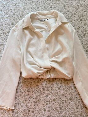 Zara white cropped blouse with tie detail